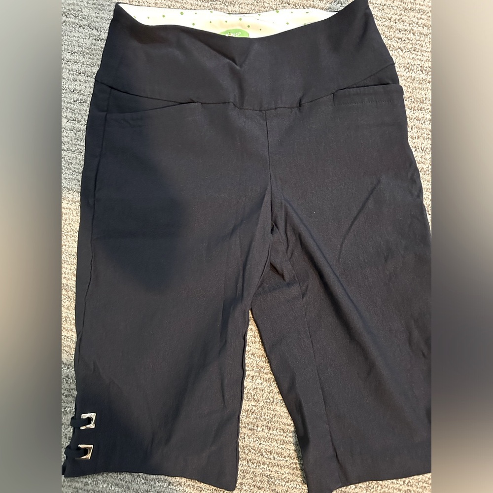 Swing Control size 0 long pull on long golf shorts